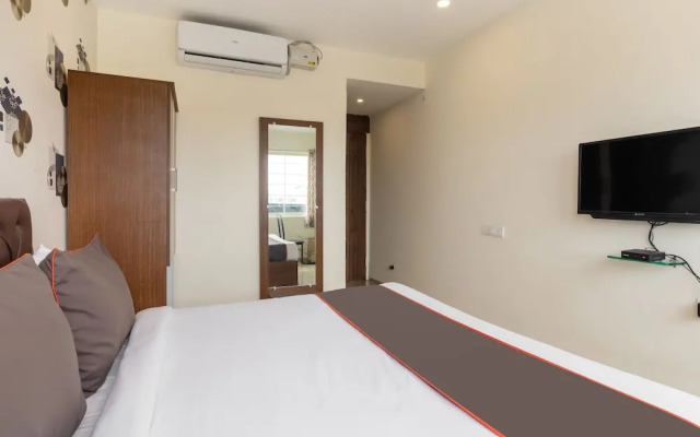 Collection O 16732 The Landmark