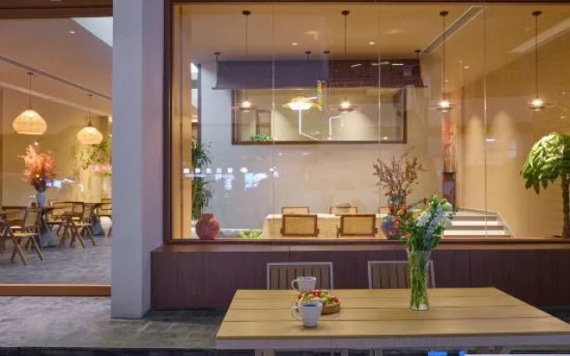 Floral Hotel·Cicada Retreat · Facing the Buddha （Sanctuary at the Heart of Jiuhua） – Restaurant – Chizhou