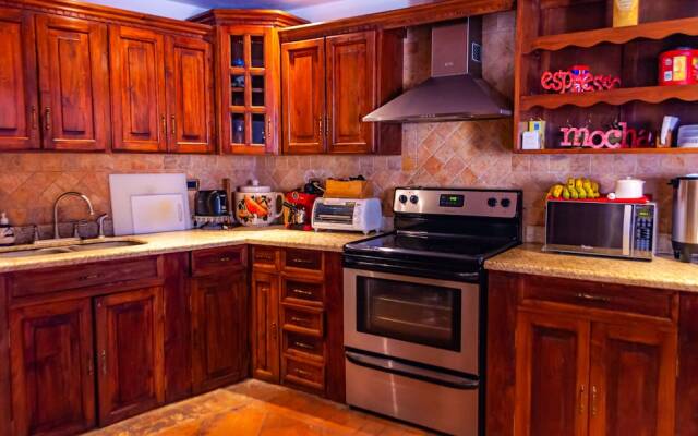 Hotel Antigua Inn Central