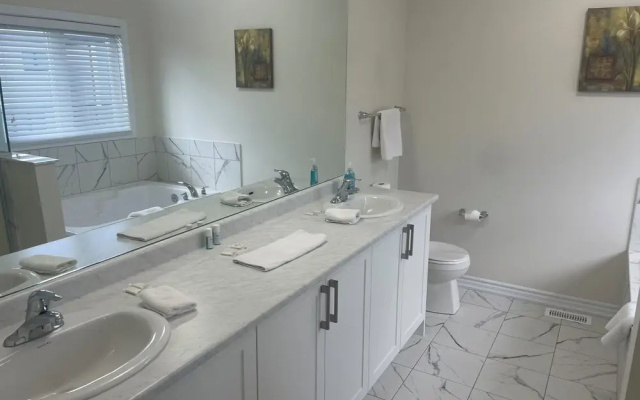 Brand New 3 Bedroom Home in West Niagara