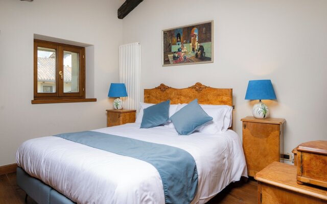 1448 Antica Dimora Al Merlo Bianco