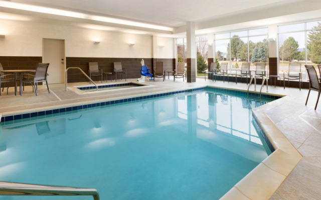 Fairfield Inn & Suites by Marriott Boulder Longmont