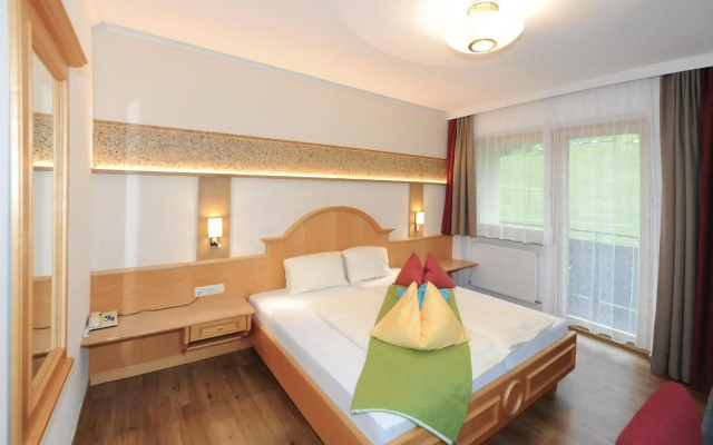 Bike & Ski Hotel Unterellmau