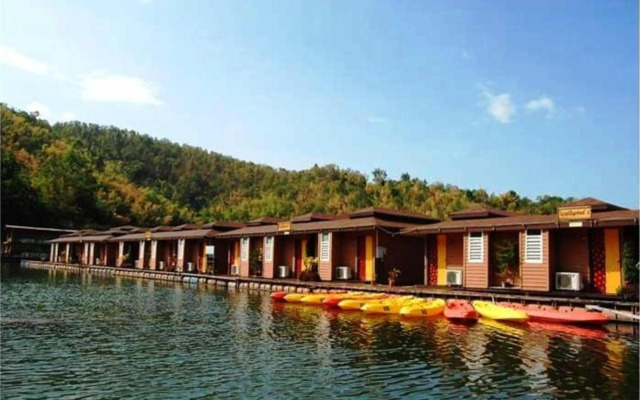 Raya Buri Resort