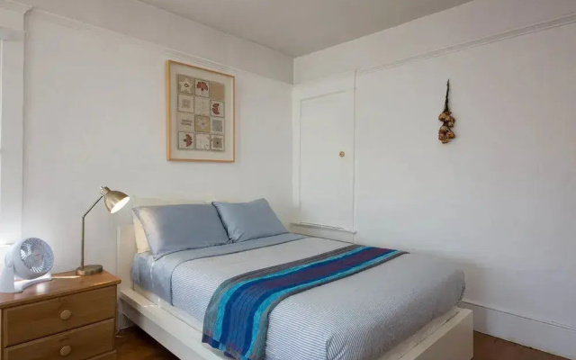 Venice Beach Vacation- VEN Studio B - RUD 82209