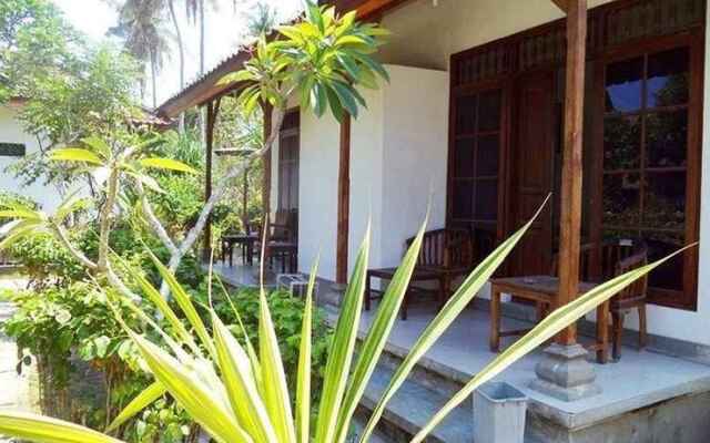 Mandara Beach Bungalows