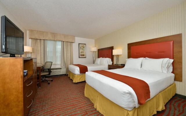 Holiday Inn Express Boston - Milford, an IHG Hotel