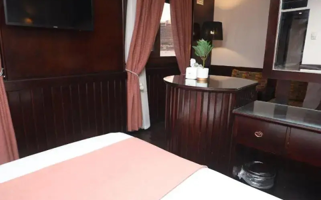 YOU Cairo Nile View Hotel