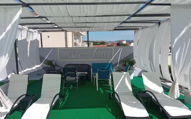 Villa Ava