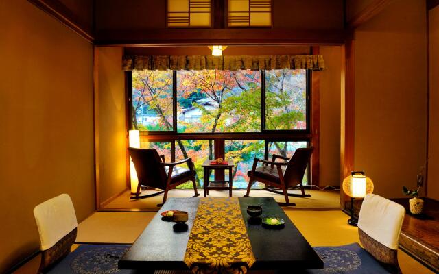 Heihachi Tea House Inn