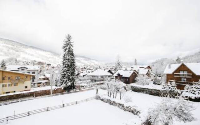 Hotel Rond Point d'Arbois