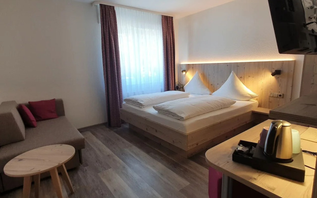 Hotel Neuenburger Hof