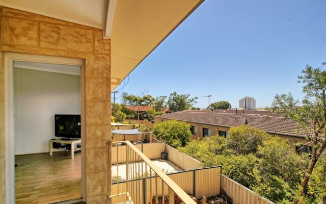 Acacia Holiday & Business Stay