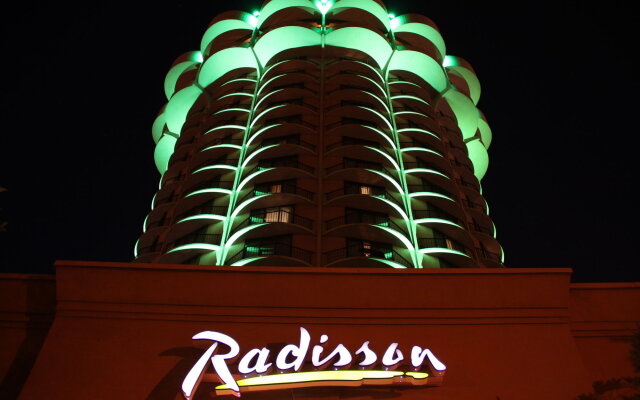 Radisson Hotel Cincinnati Riverfront