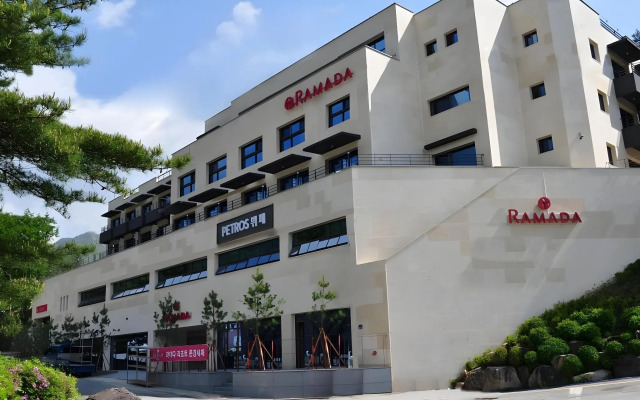 Ramada Resort MungyeongSaejae