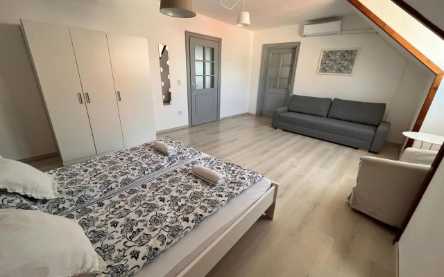 Pacsirta Apartman Grand