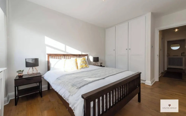 Westbourne Terrace Apartment in London Paddington