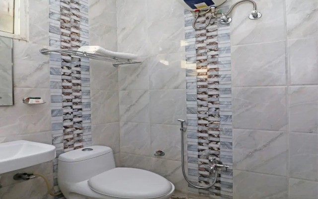 OYO 6137 Hotel Star