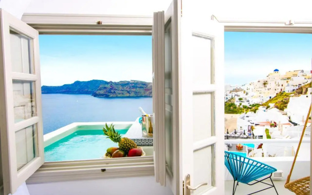 Kaleidoscope Cave Houses Oia