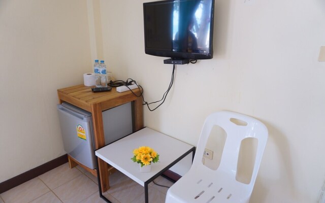 Yaravee Beach and Resort