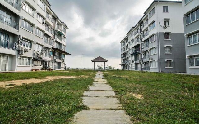 DaHong Island Apartment