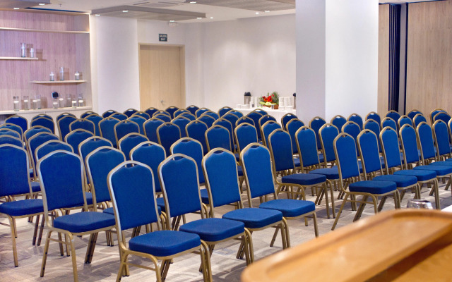 Mercure Santa Marta Emile