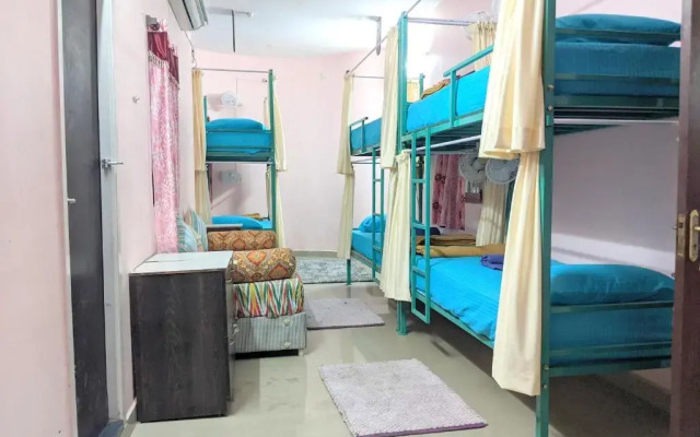 Aura hostel