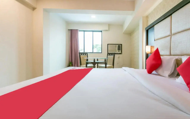 Collection O 36215 Hotel Pearl Residency
