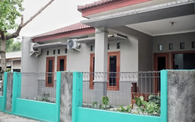 Kurnia Homestay by Symphony