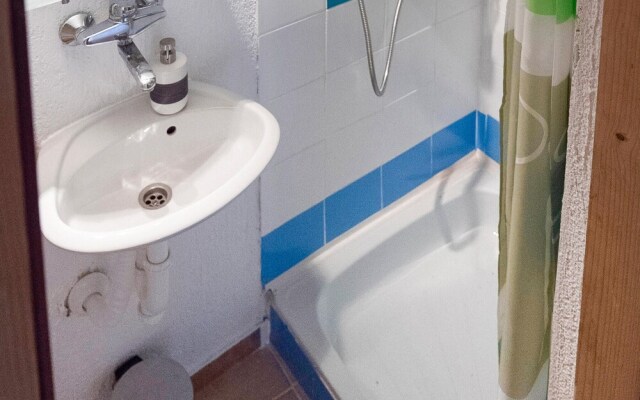 Beautiful Home in Rava With Wifi and 1 Bedrooms