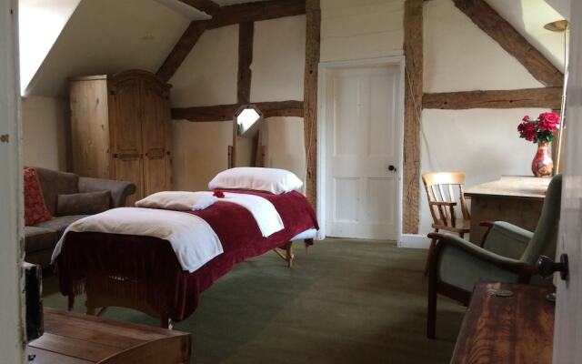 Gilberts End Farm - B&B and Reiki Retreat