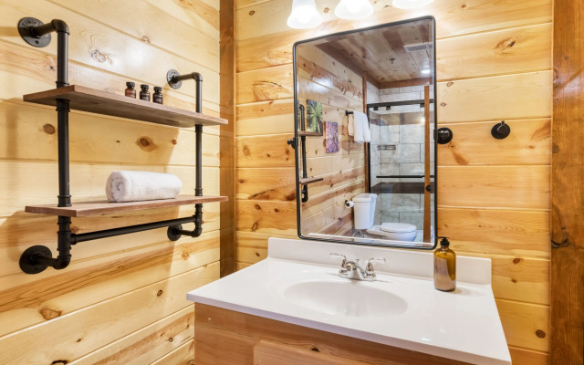 Boon by Avantstay 40-guest Luxe Smokies Retreat