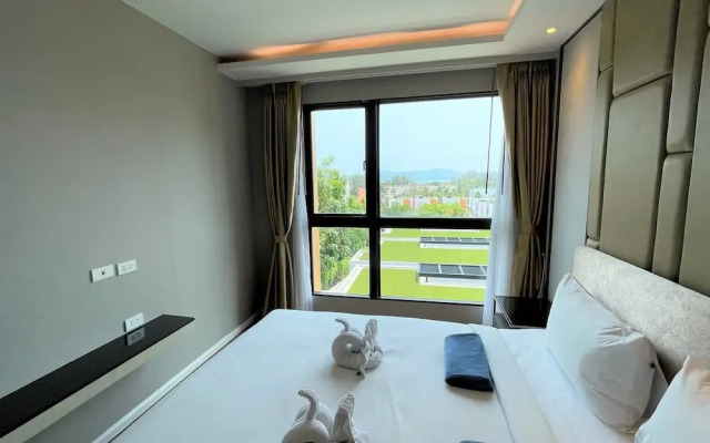 Deluxe apartment at Panora by Lofty
