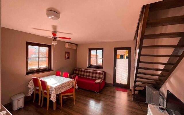 Lovely 2-bedroom House in Terme Catez
