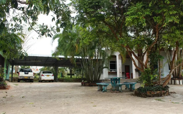 Theo Khame Hotel
