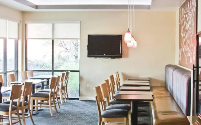 Towneplace Suites by Marriott Broken Arrow