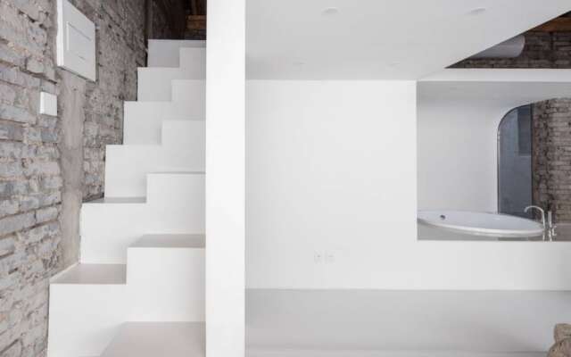 Welcome Home Designer's Courtyard - Tsuo