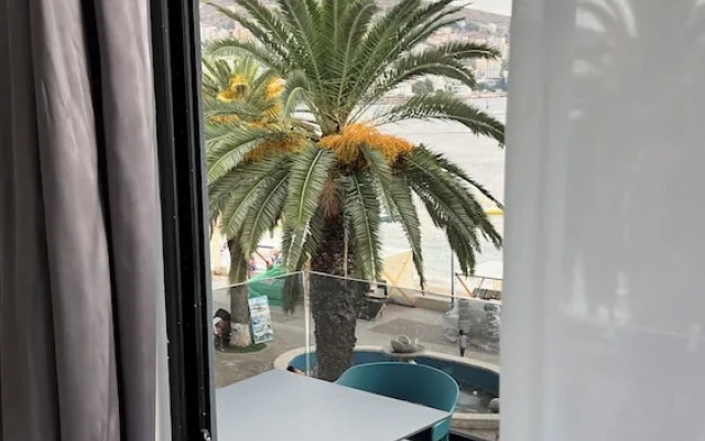 Lezet Hotel