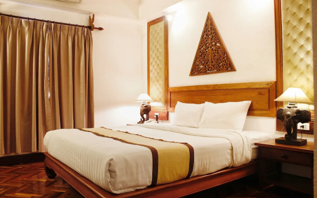 Chanthapanya Hotel