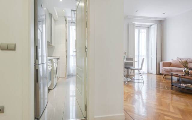 CHIC APARTMENT GRAN VIA I - ElevenHost