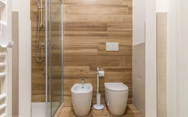 The Love Hut by Santa Lucia Station