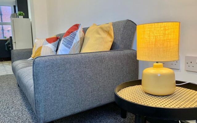 Flat 2, 3 Saville Place