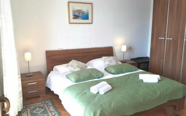 Apartments Ogrin