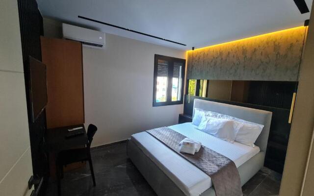 La Mirage Apartment 02