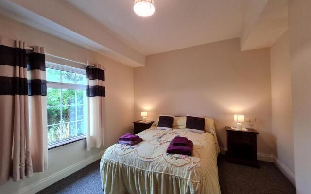 Cushatrough Claddaghduff