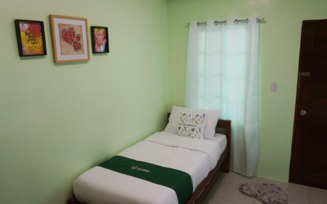 Good Hearts Inn by the Sea by Cocotel