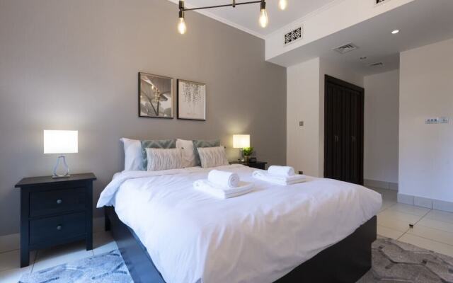 Serene Apartment in Dubai Old Town