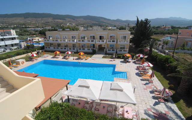 Iris Hotel
