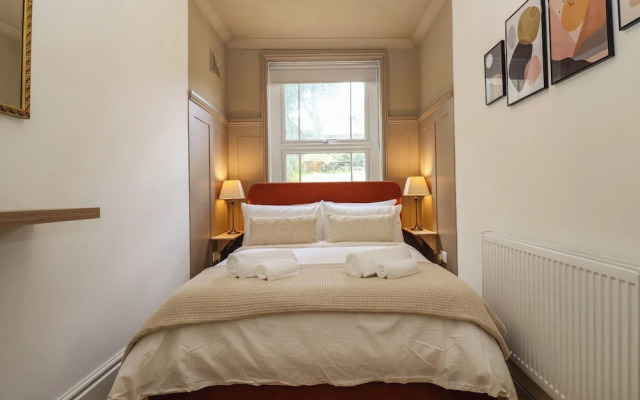Grosvenor Abode