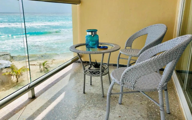Salvia - Beachfront Studio